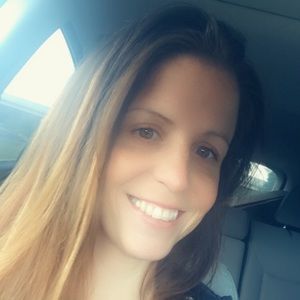 Meet your Posher, Stacy